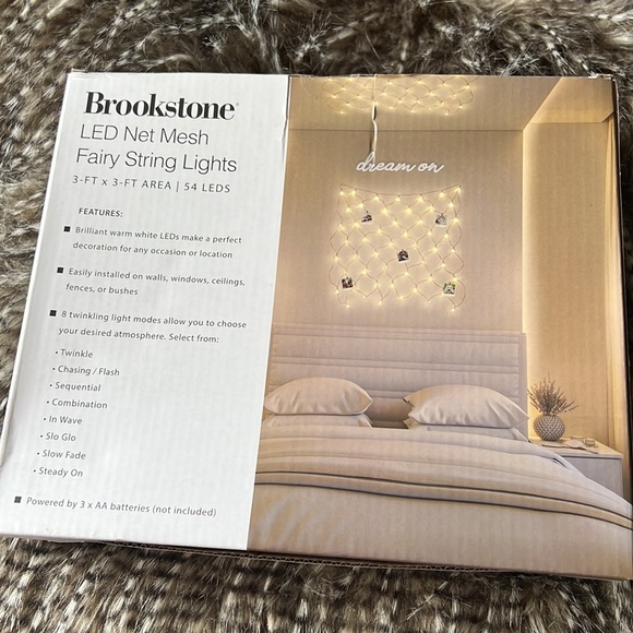 Brookstone LED Net Mesh Fairy String Lights - Picture 3 of 5